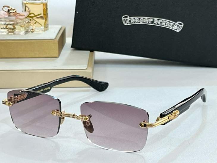 Picture of Chrome Hearts Sunglasses _SKUfw56834594fw